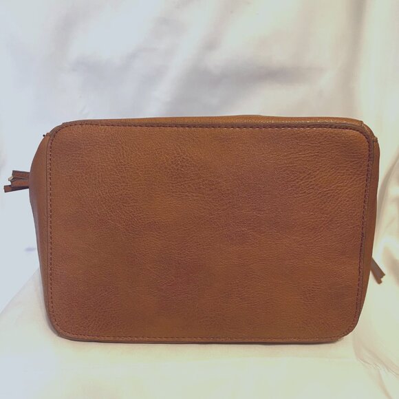 Carlos Santana Stenciled Expandable Faux Leather Boho Camel Shoulder Purse-Adj - Picture 11 of 16